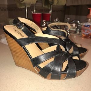 Pre-owned Black wedged sandals